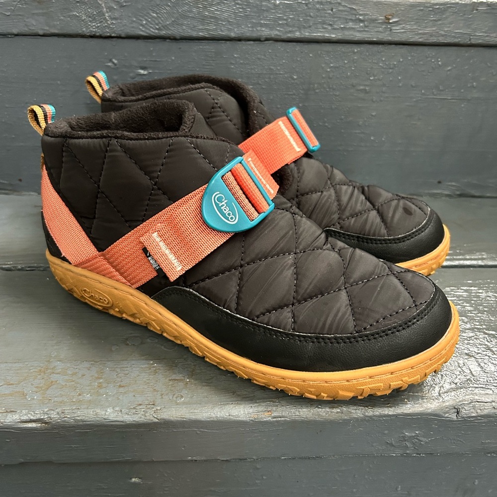 CHACO Ramble Puff Ankle Booties